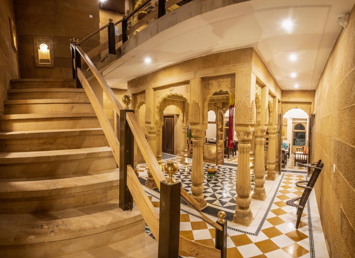 Hotel Dev Garh Джайсалмер Экстерьер фото