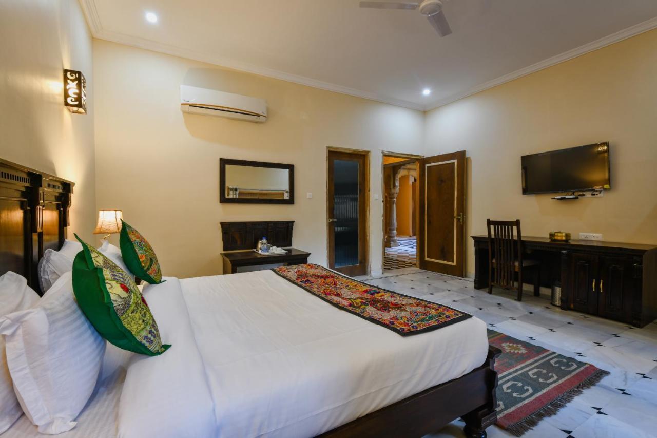 Hotel Dev Garh Джайсалмер Экстерьер фото